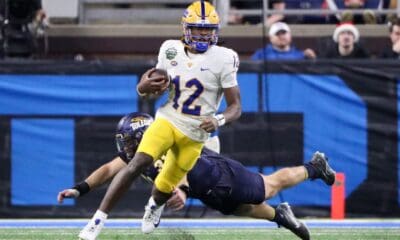 Pitt quarterback Julian Dugger