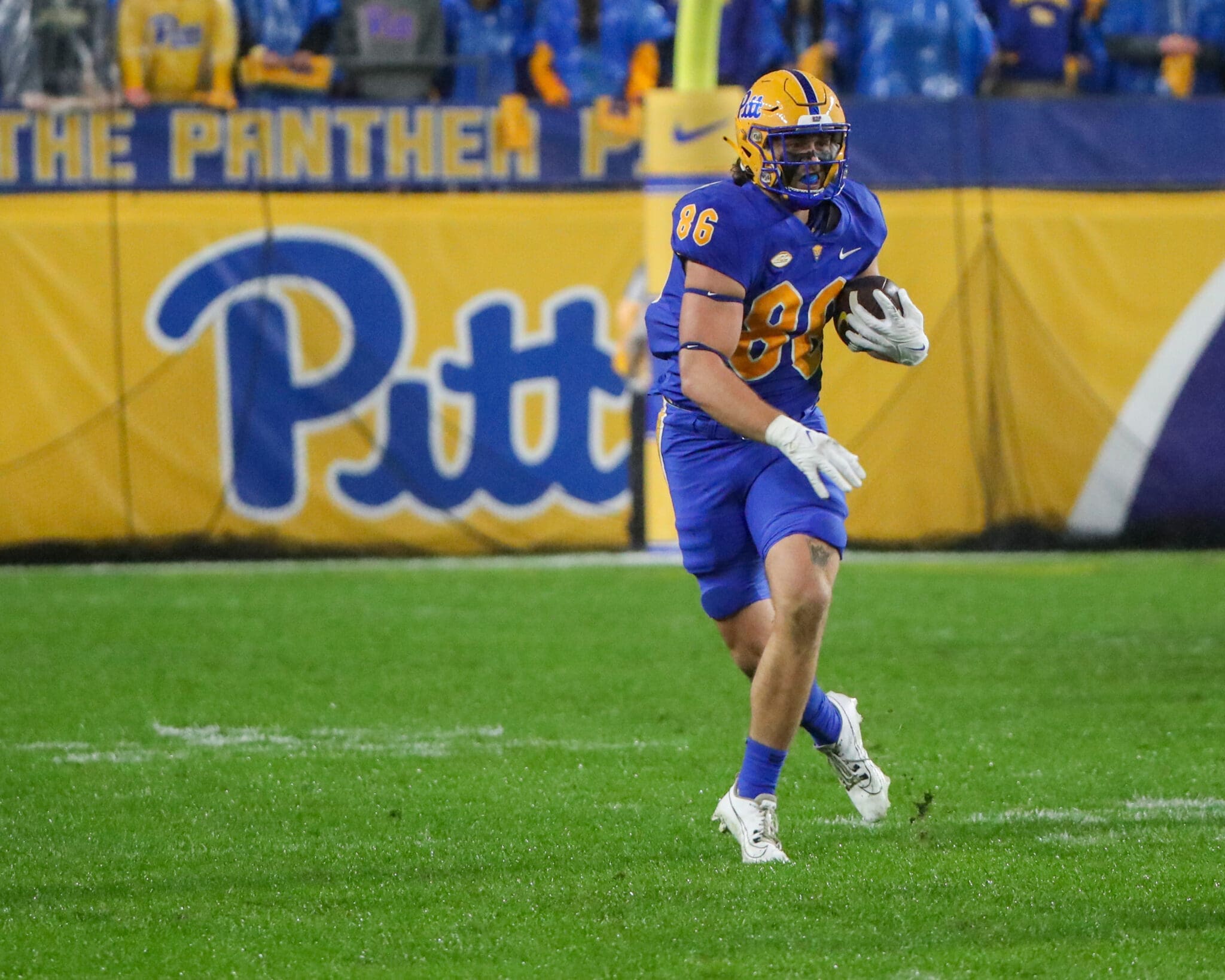 Pitt tight end Gavin Bartholomew.