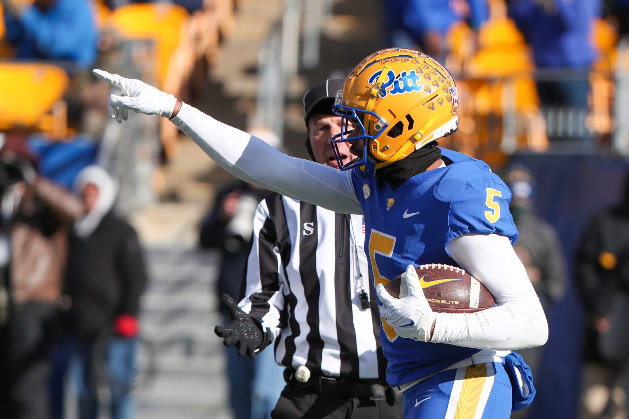 Former Pitt wide receiver Jared Wayne