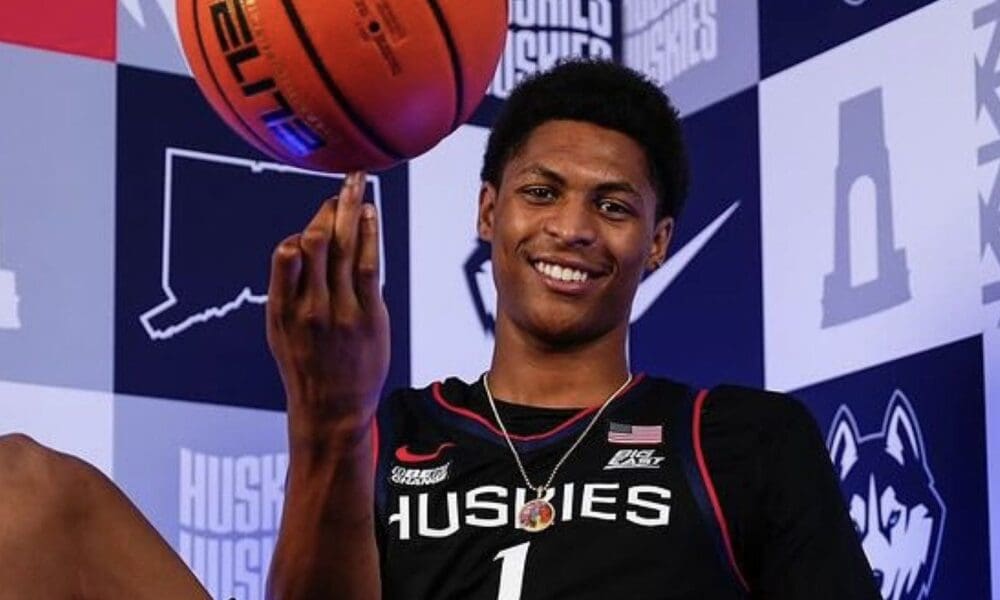 UConn basketball, the national champions, hosted five-star prospect Meleek Thomas for an official visit over the weekend.