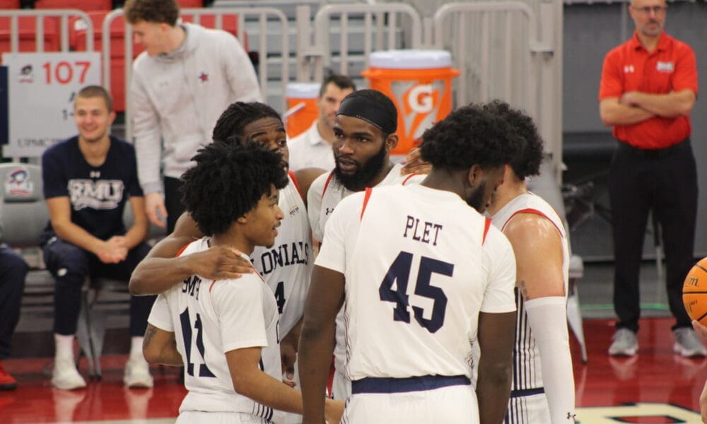 Robert Morris basketball against New Orleans on Sunday, Nov. 17.