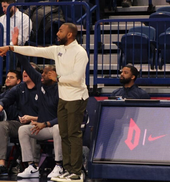 Duquesne head coach Dru Joyce III