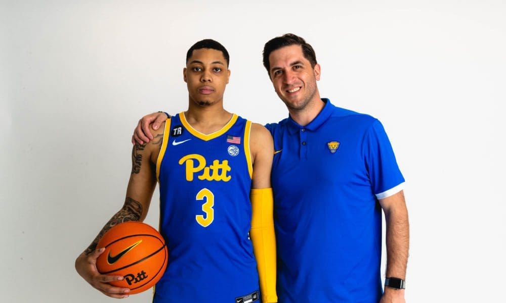 Pitt Basketball Roster Greg Elliott.