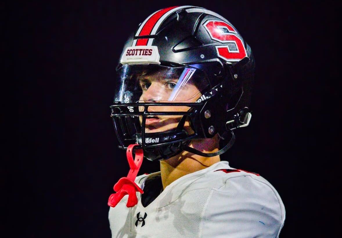 Southmoreland quarterback freshman Anthony Smith. Photo Credit: Brentaro Yamane.