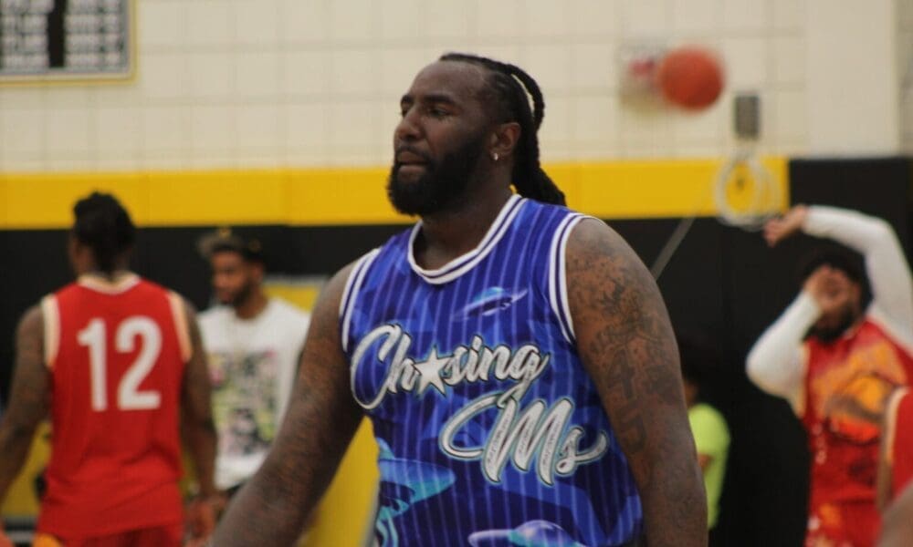 On Monday night at 8 p.m., Pitt's alumni team Zoo Crew will host West Virginia's Best Virginia squad. Will DeJuan Blair play?